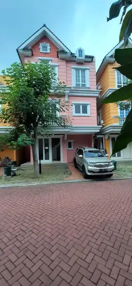 TURUN HARGA RUMAH CLUSTER OMAHA GADING SERPONG
