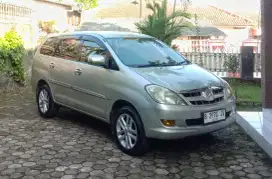 Kijang Innova G 2.0 Automatik