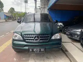Mercy ML 320 2001 dark green AT km 129rb on going Bekas