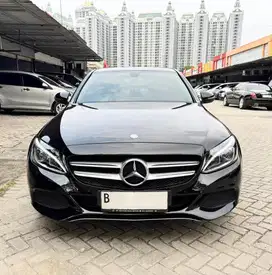 Mercedez Benz C200 Avg 2017