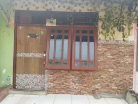 Jual murah kontrakan 1 pintu di Kaliabang Tengah Bekasi Utara