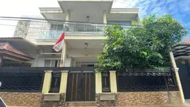 Dijual Rumah Siap Huni 2 Lantai, 7 Kamar, Area Swantantra Bekasi