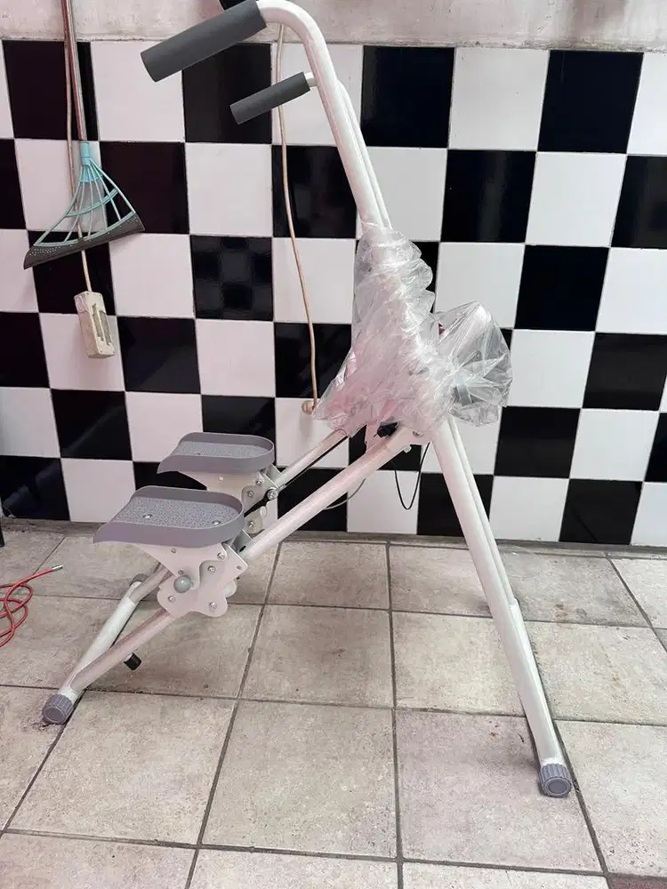 Dijual Stepper alat olahraga