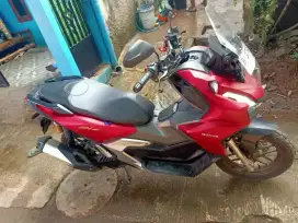 Honda ADV 2024 Merah Merona