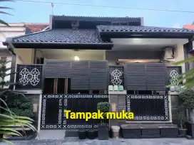 Dijual Rumah dengan lokasi strategis