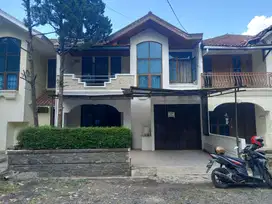 Rumah Siap Huni Dalam Komplek Arcamanik