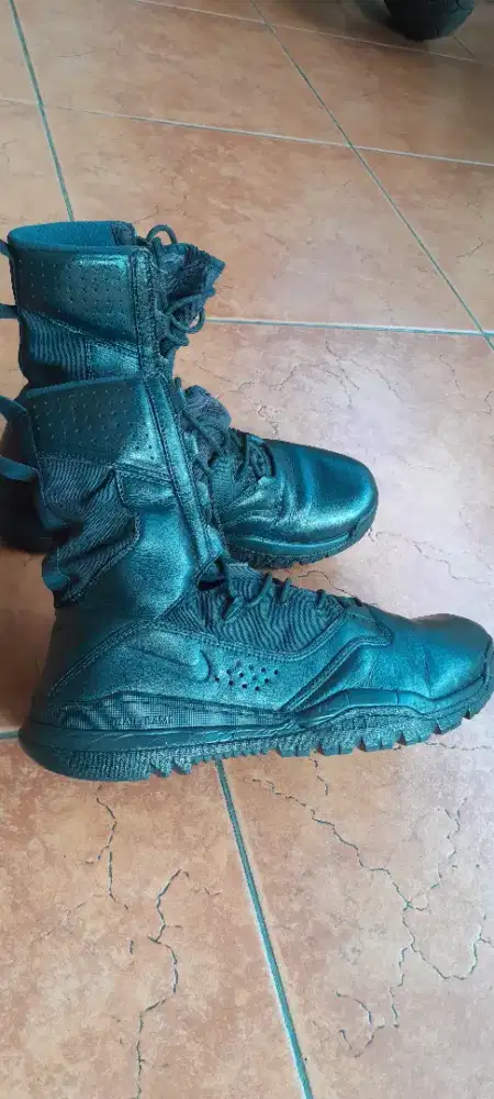 NIKE SFB uk. 45