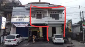 DISEWAKAN RUKO 2 LANTAI STRAYEGIS PINGGIR JALAN UTAMA PADANG LUWIH