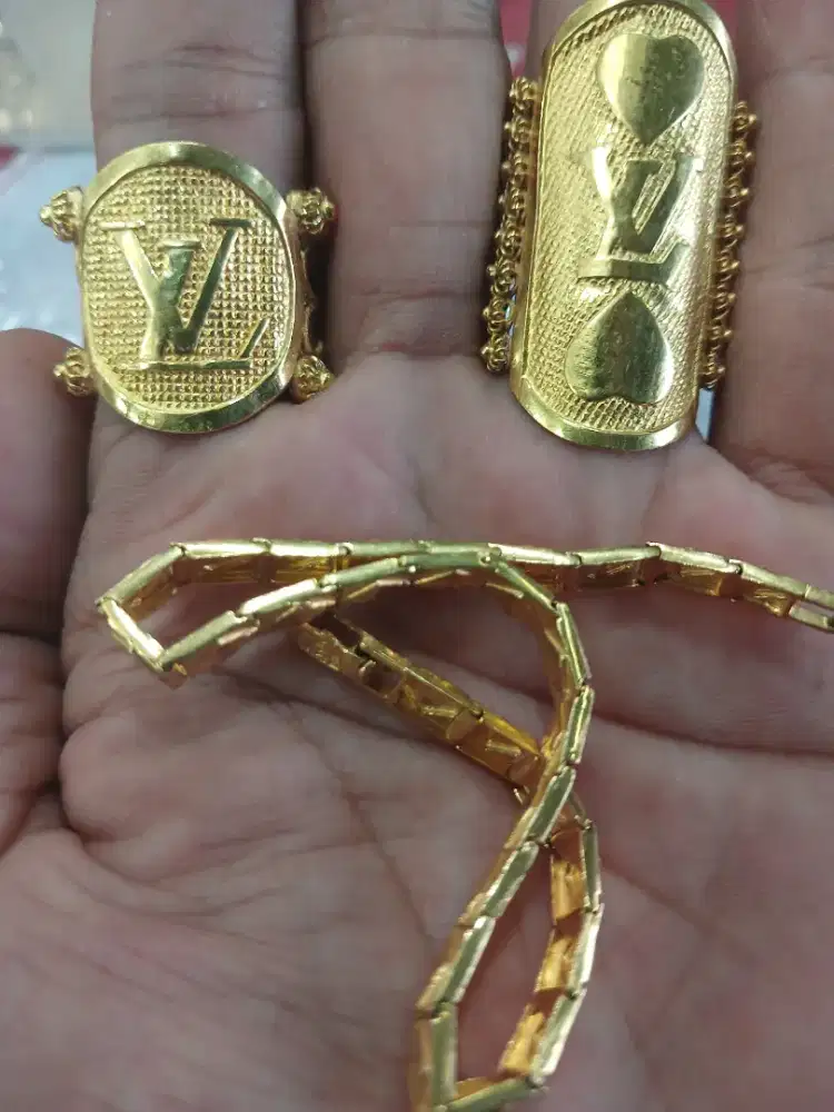 Terima jual emas dan berlian