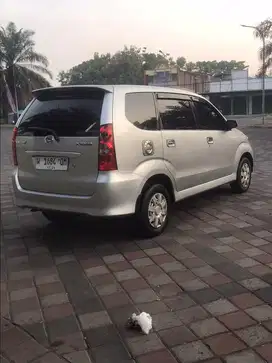 Daihatsu Xenia 2009 Bensin