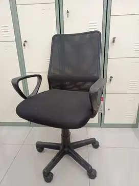 Kursi kerja premium