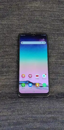 Samsung Galaxy M20 Ram 3/32 Jaringan 4G