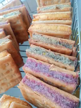 Kue gabin Garuda BSD city Serpong Tangerang Selatan