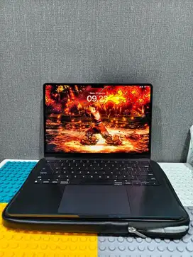 Macbook air m2 midnight 256gb