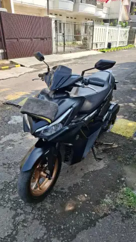 AEROX ABS 2022 HITAM