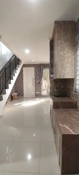 Jual Rumah Hoek  Cluster Omaha Village - Gading Serpong