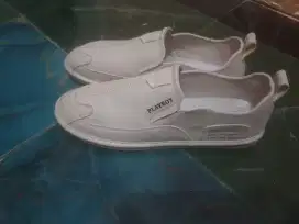 Sepatu palyboy size 44