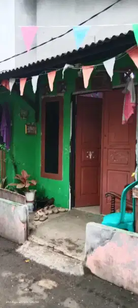Dijual rumah siap huni lokasi strategis
