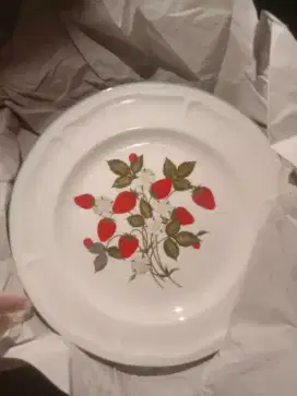 Di jual peralatan makan piring plate