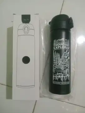 Botol minum atau tumbler