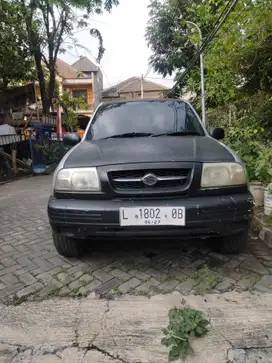 Suzuki Escudo 2005 Bensin