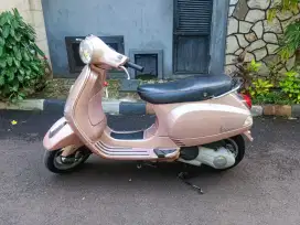 vesva LX150 2ie , body lumayan mulus lengkap dng spion asli.