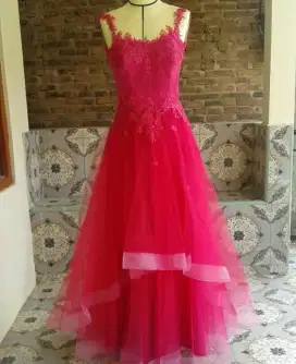 Dress semi ballgown