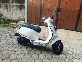 Vespa Sprint 2022 KM Rendah