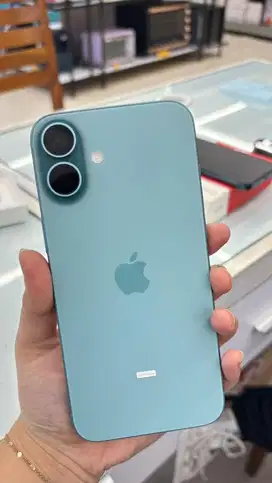 Kredit iphone 16 plus garansi ibox