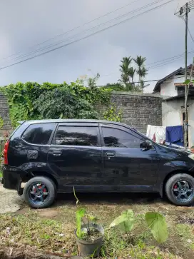 Avanza tahun 2005 G manual .seri tertinggi dan mobil terawat