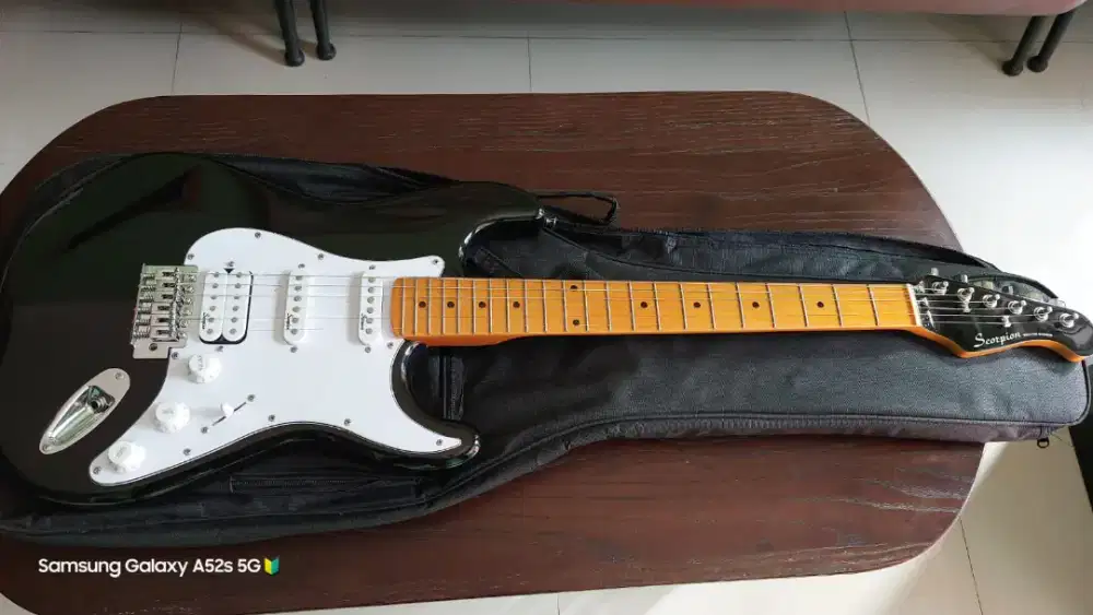 Gitar Elektrik dan Ampli Orange