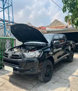 MURAH. Toyota Hilux Double Cabin E 2023 fortuner triton 2022