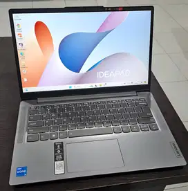 Lenovo Ideapad slim 3/ i5-12450H gen 12. 16/512GB