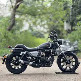 BENELLI MOTOBI 200 EVO HITAM 2022 KM 5K PAJAK HIDUP MULUS