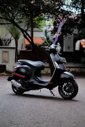 PIAGGIO VESPA SPRINT 150 SPECIAL EDITION 2022 MURAH BANGET BISA KREDIT
