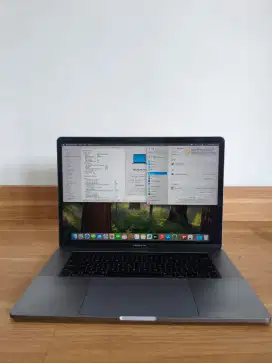 Macbook Pro 15 2019 Pinkspot i9 second Garansi
