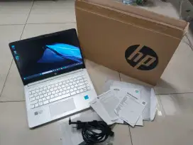 Dijual laptop Hp mulus kayak baru Garansi resmi Intel i3 gen 12 ram 8G