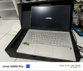 ASUS ROG Zephyrus G14 14 AMD Ryzen 9 RAM 16GB 6B SSD 1TB RTX 2060