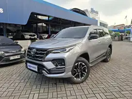 DP 5% Toyota Fortuner 2.8 4x2 GR Sport DSL Solar-AT 2022 SJG