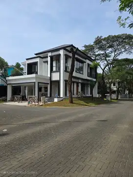 JUAL Rumah Mezzanine Baru Siap Huni di Foresta Naturale BSD Tangerang