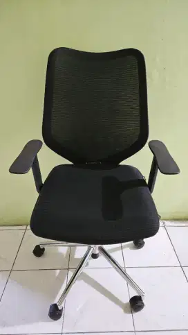 Kursi Kerja Informa G Kenedy Low Back (Black)