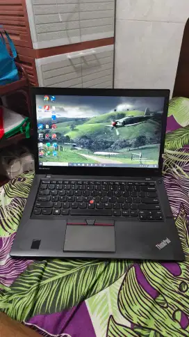 Lenovo ThinkPad T450s – i5, 8 GB RAM, 256 GB SSD, Full-HD