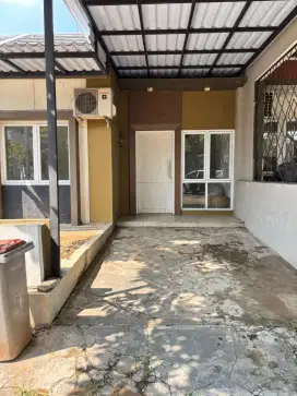Dikontrakan / disewakan Rumah Familia Urban Cluster Gayatri Bekasi