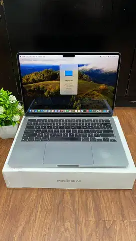 Macbook Air 13-inch M2 / 16GB / 256GB 2022 Muluss