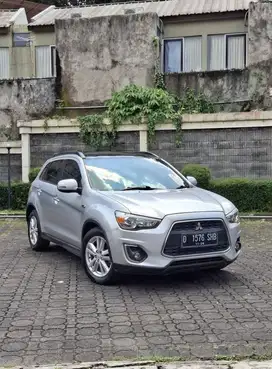 Mitsubishi Outlander px panoramic 2015