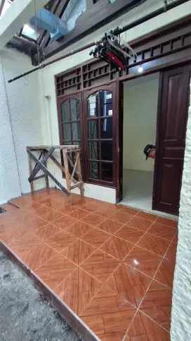 Dikontrakan Rumah 2 Kamar Tidur (lokasi strategis)