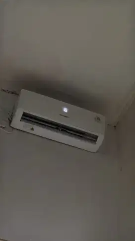 Service AC bongkar pasang AC tukang AC panggilan tambah freon AC