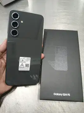Samsung S24FE 8/256