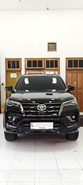 Toyota Fortuner 2023 Diesel
