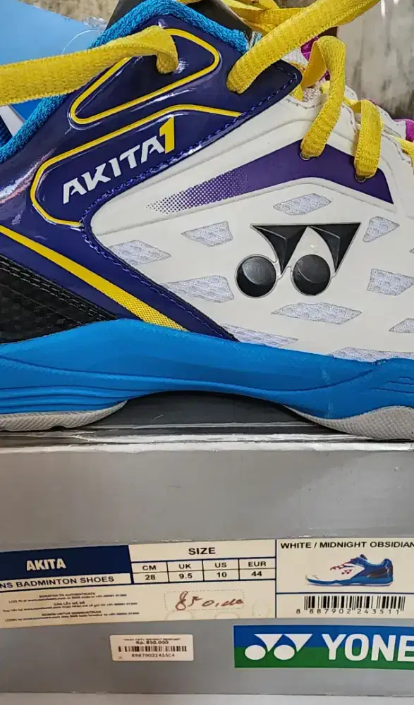 Yonex sepatu badminton
